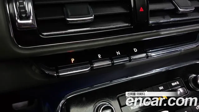 Lincoln Navigator 4th Gen — Фото автомобиля 12