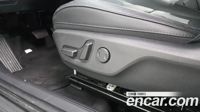 Kia Niro — Фото автомобиля 25