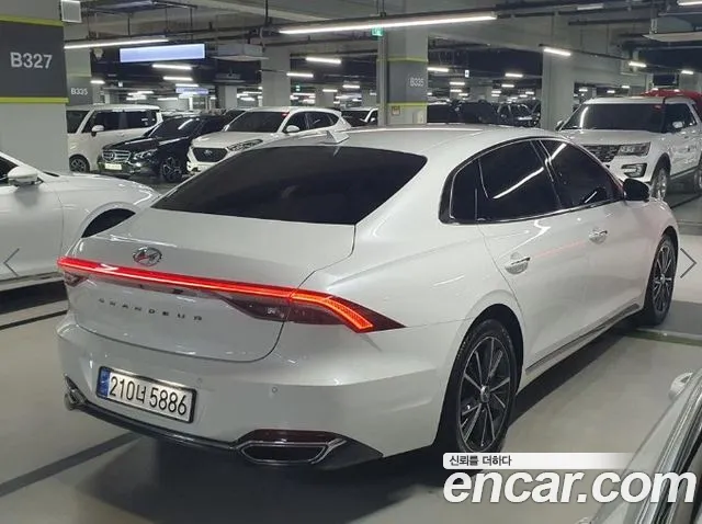 Hyundai Grandeur New — Фото автомобиля 4