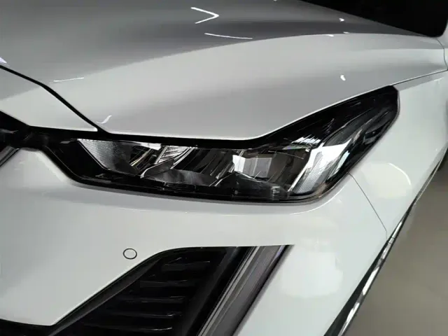 Cadillac CT5 — Фото автомобиля 23