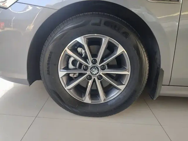 BYD Qin PLUS — Фото автомобиля 22
