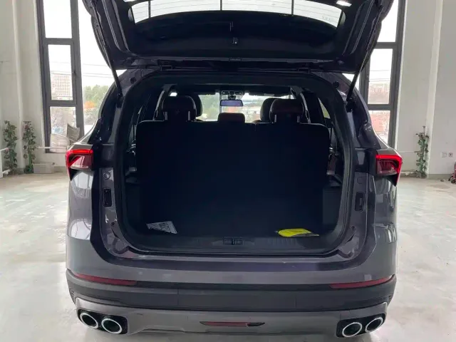 Jetour X70 Plus — Фото автомобиля 10