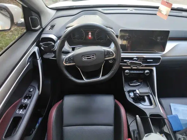 Geely Binyue — Фото автомобиля 2