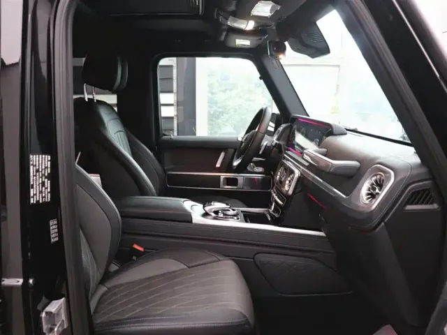 Mercedes-Benz G-Class — Фото автомобиля 24
