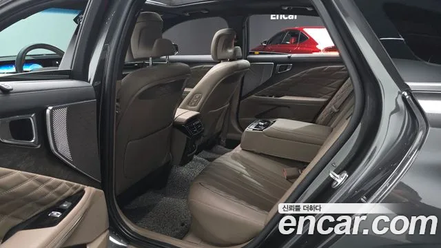 Kia K8 Hybrid — Фото автомобиля 17