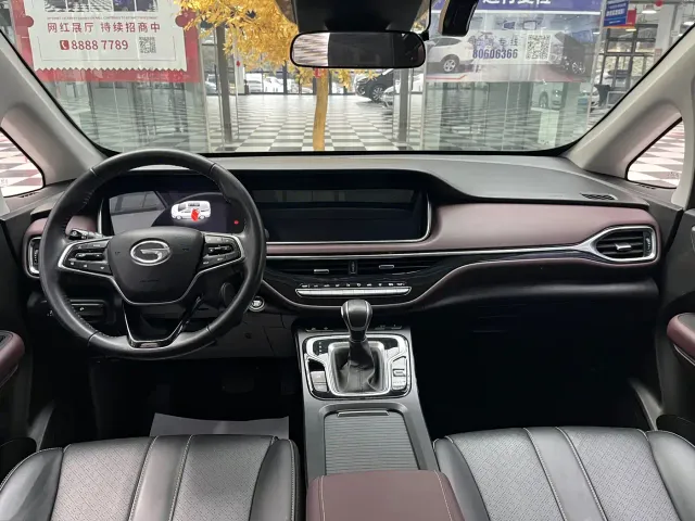 GAC Trumpchi M6 — Фото автомобиля 10