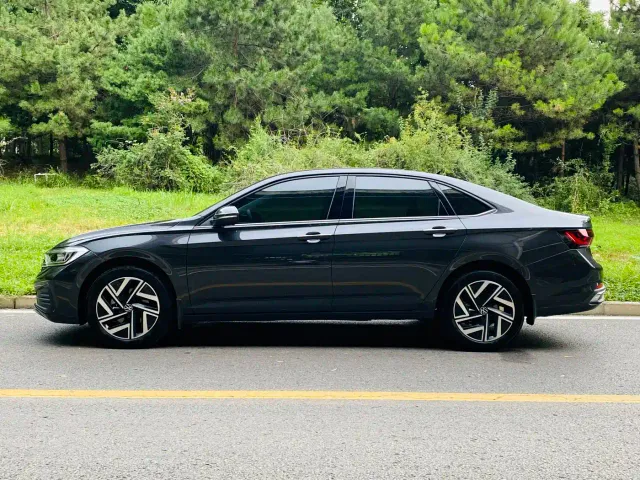 Volkswagen Sagitar — Фото автомобиля 3
