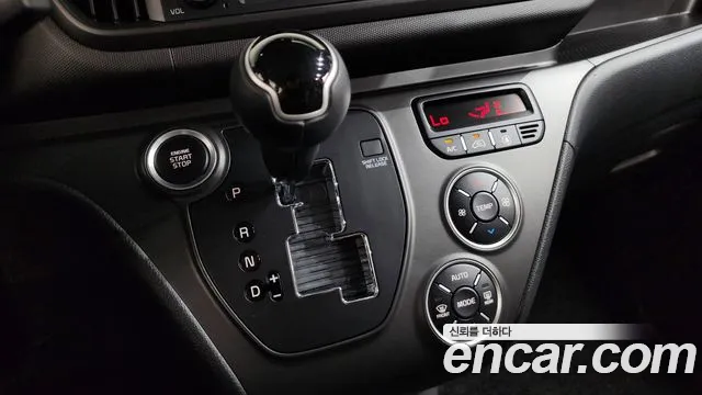 Kia RAY Новый Kia Ray Signature — Фото автомобиля 8