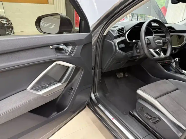 Audi Q3 — Фото автомобиля 8