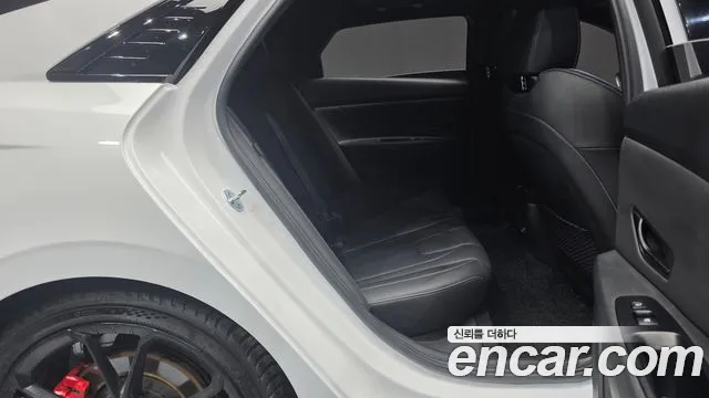 Hyundai AVANTE — Фото автомобиля 12