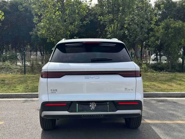 BYD Song Pro — Фото автомобиля 11