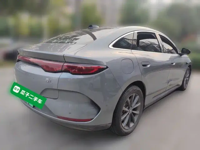 BYD Qin L — Фото автомобиля 4