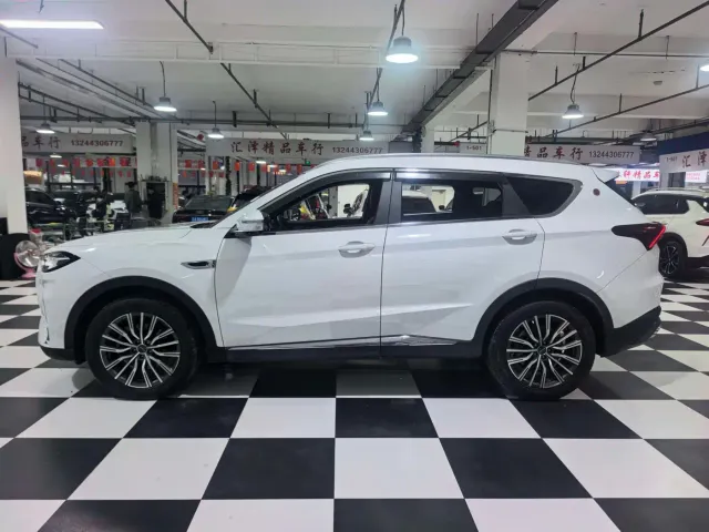 Jetour X70 Plus — Фото автомобиля 8