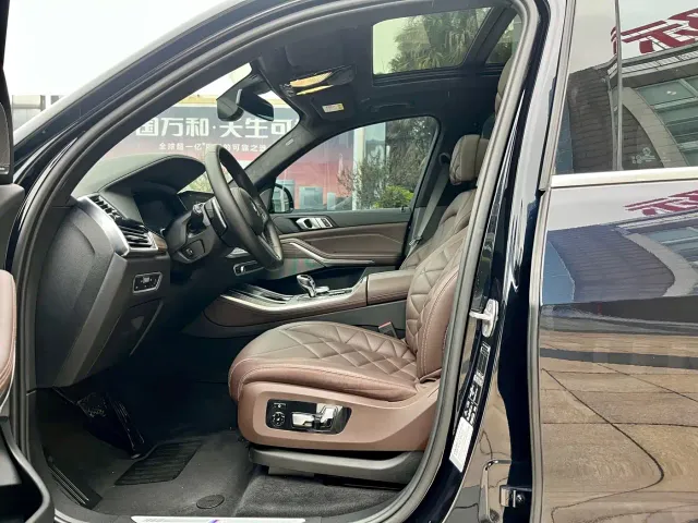 BMW X5 — Фото автомобиля 8