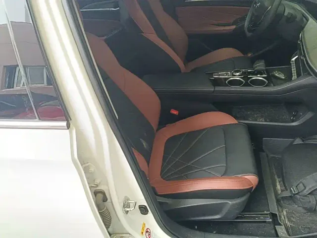 Changan Eado — Фото автомобиля 19