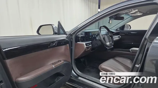 Hyundai Grandeur GN7 — Фото автомобиля 15