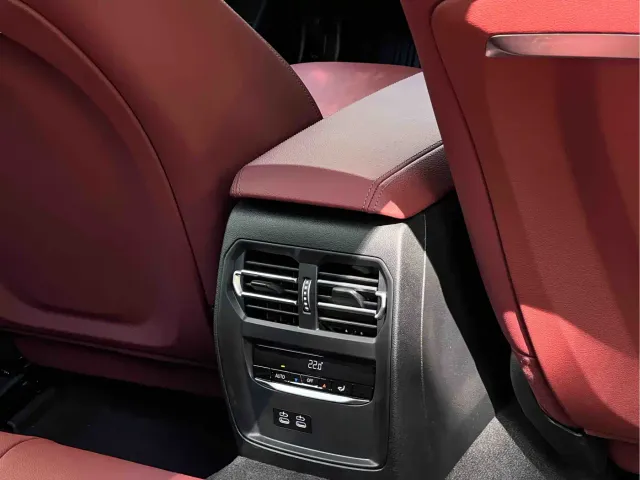 BMW 3 Series — Фото автомобиля 21