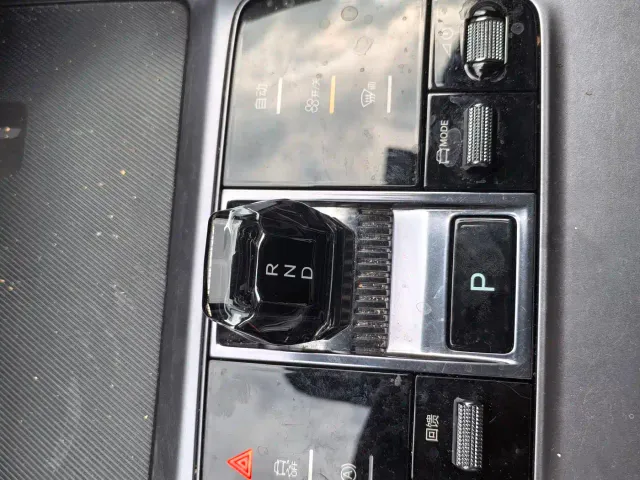 BYD Song PLUS — Фото автомобиля 22