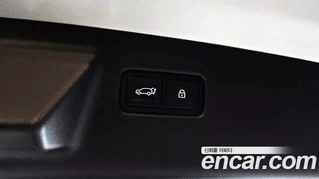 Hyundai Santafe Santa Fe (MX5) — Фото автомобиля 20