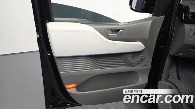 Hyundai Staria — Фото автомобиля 13