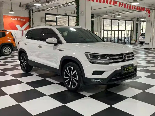 Volkswagen Tharu — Фото автомобиля 3