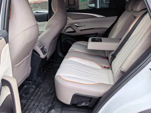 BYD Song Pro — Фото автомобиля 4