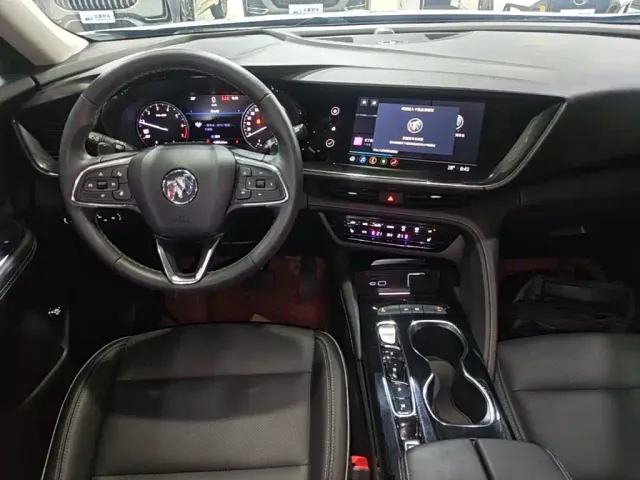 Buick Envision Plus — Фото автомобиля 12