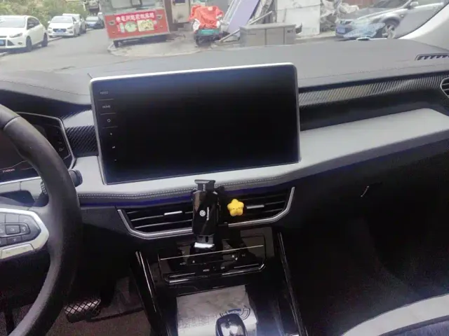Volkswagen Tayron GTE Plug-in Hybrid — Фото автомобиля 13