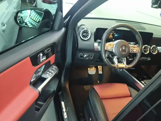 Mercedes-Benz GLB AMG — Фото автомобиля 15