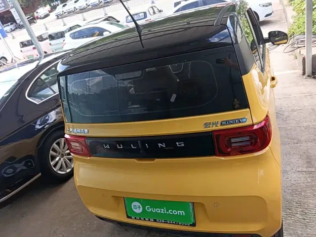 Wuling Hongguang Mini EV — Фото автомобиля 5