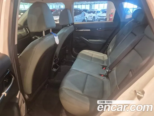Kia Seltos Новый Seltos Бензин 2.0 2WD — Фото автомобиля 12