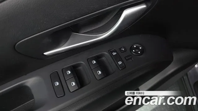 Hyundai Tucson Tucson (NX4) Дизель 2.0 2WD — Фото автомобиля 18