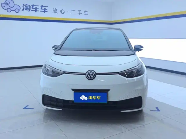 Volkswagen ID.3 — Фото автомобиля 2