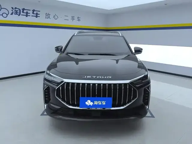 Jetour X70 Plus — Фото автомобиля 2