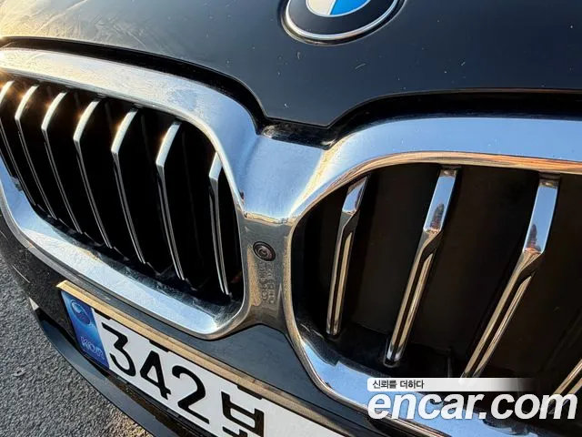 BMW 5-Series — Фото автомобиля 13