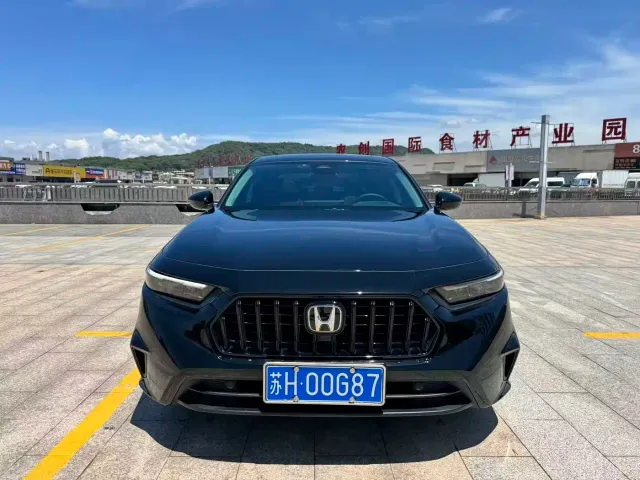 Honda Inspire — Фото автомобиля 2