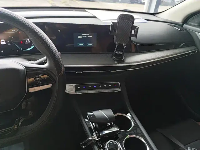 Changan Eado — Фото автомобиля 9