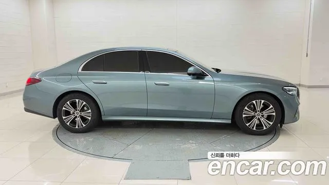 Mercedes-Benz E-Class W214 — Фото автомобиля 6
