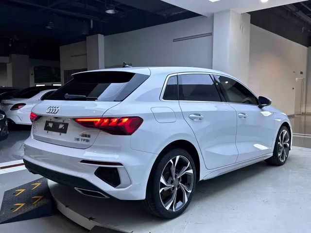 Audi A3 — Фото автомобиля 5