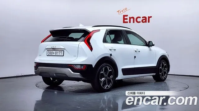 Kia Niro The All New Niro Signature — Фото автомобиля 2