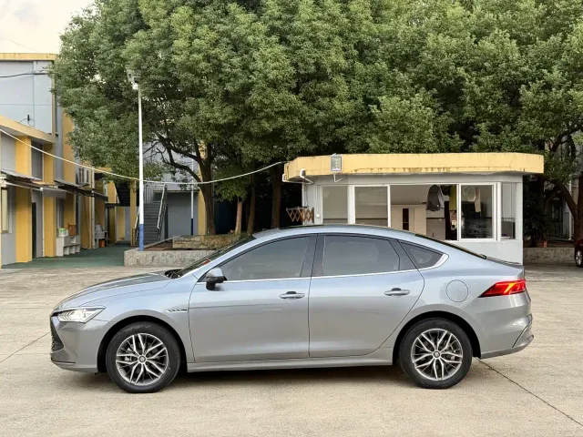 BYD Qin PLUS — Фото автомобиля 9