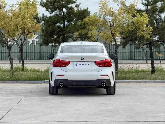 BMW 1 Series — Фото автомобиля 19