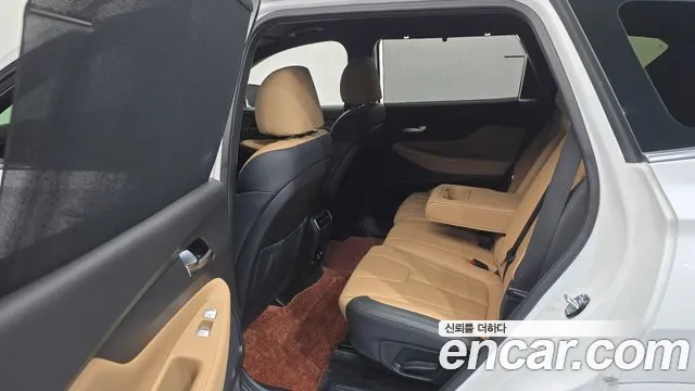 Hyundai Santafe — Фото автомобиля 5