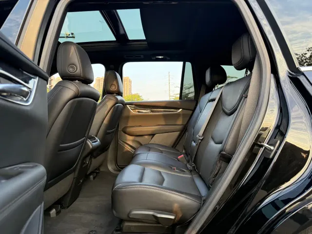 Cadillac XT6 — Фото автомобиля 9