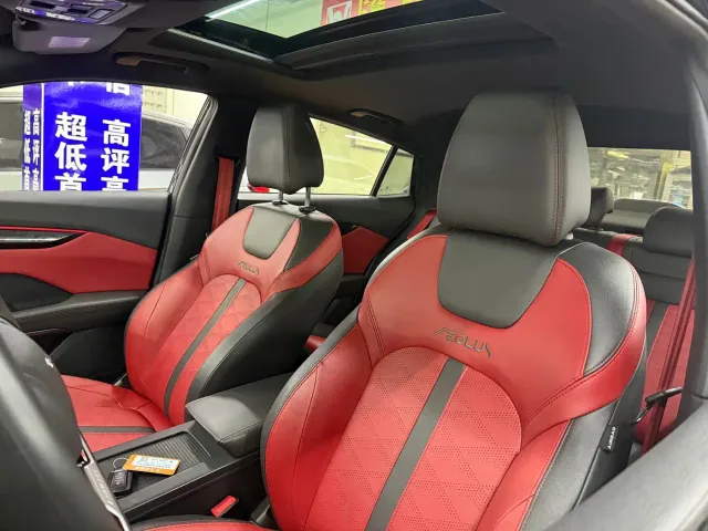 Dongfeng Yixuan — Фото автомобиля 17