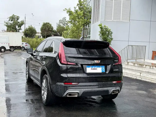 Cadillac XT4 — Фото автомобиля 8