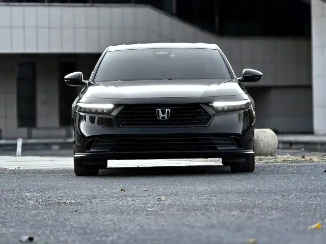 Honda Accord — Фото автомобиля 2