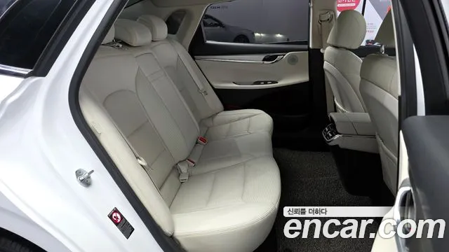 Hyundai Grandeur Новый Grandeur IG — Фото автомобиля 9