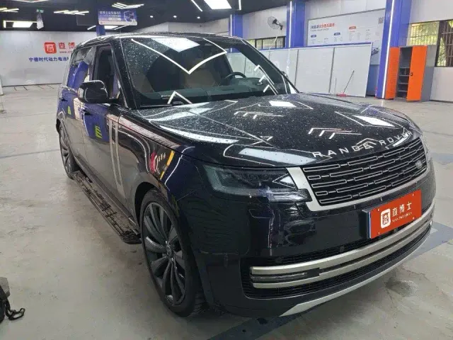 Land Rover Range Rover — Фото автомобиля 2