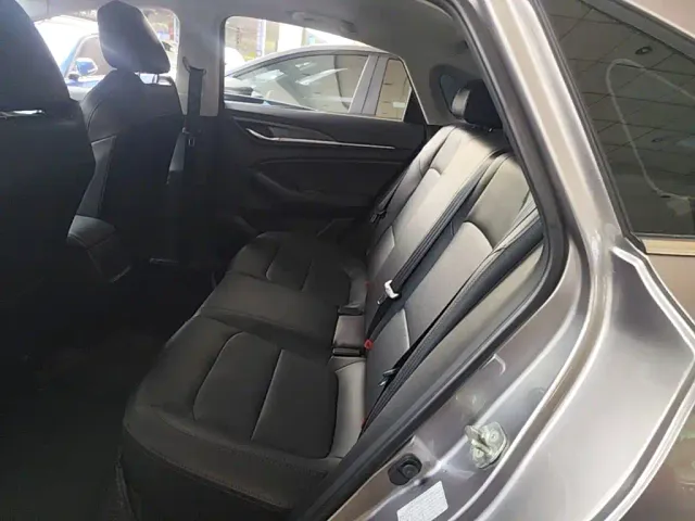 Changan Eado — Фото автомобиля 16